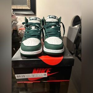 Jordan 1s Retro High OG GS